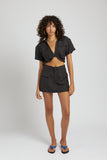 CROPPED LINEN TWIST SHIRT- BLACK