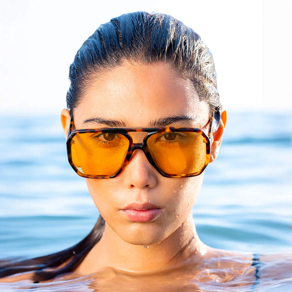 Rodeo - Dark Tortoise w. Gold Metal / Light Orange Lens