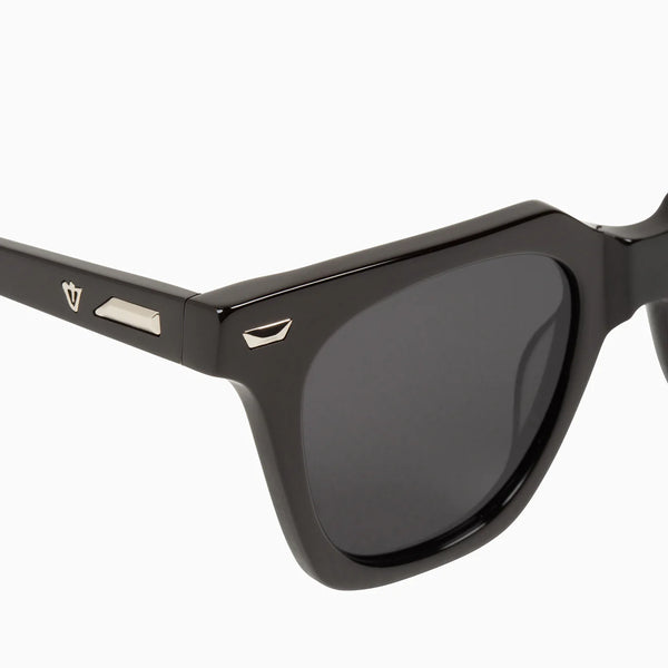 Prisoner II- Gloss Black w. Silver Metal Trim / Black Lens