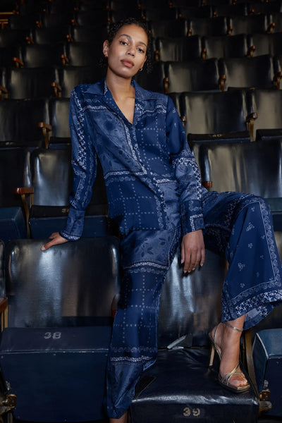 SABRINA SILK TWILL SHIRT IN NAVY