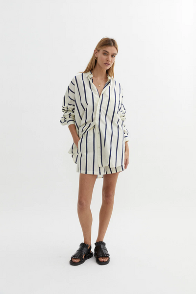 Amalie Shirt in Navy