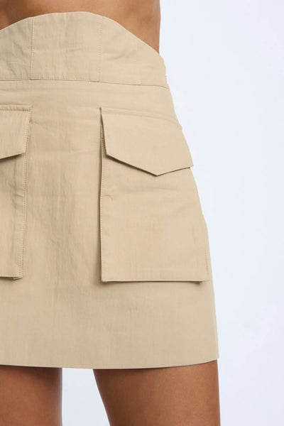 CURVE WAIST CARGO MINI SKIRT - BEIGE