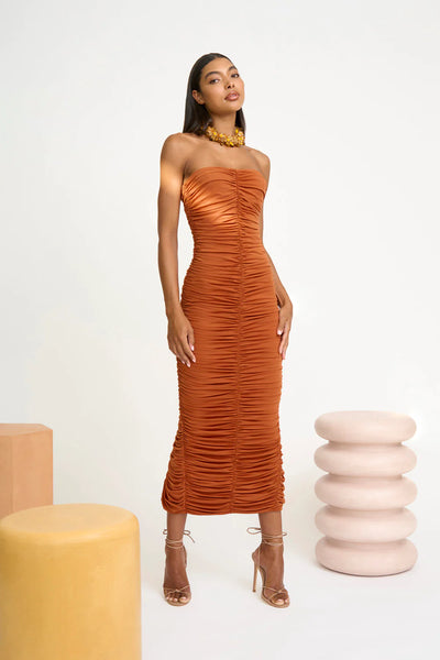 GLORIA GATHERED STRAPLESS MIDI DRESS - DEEP CLAY
