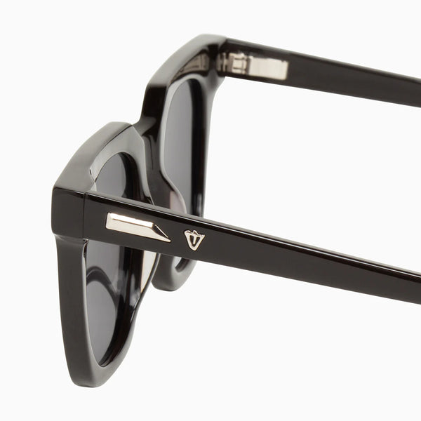 Prisoner II- Gloss Black w. Silver Metal Trim / Black Lens