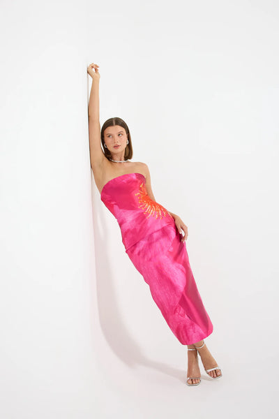 Thea Fitted Midi : Pink Camellia