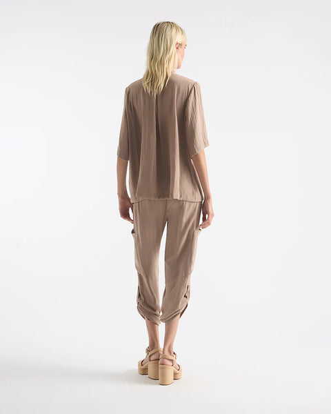 VENICE PLAZA- HIBISCUS