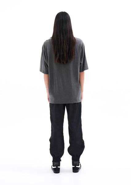 FULL OUT TEE IN DARK SHADOW