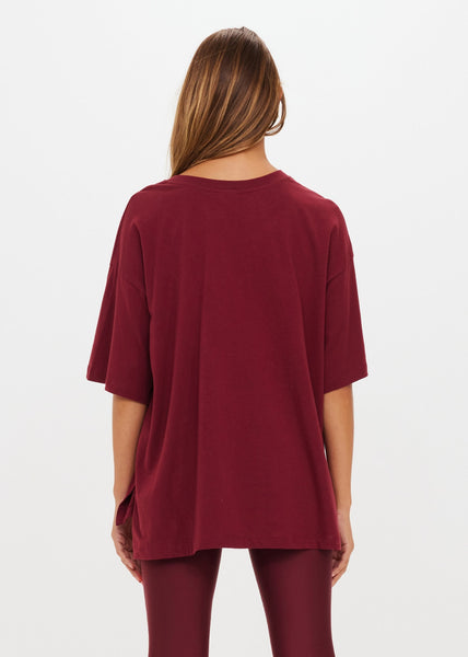 LAURA TEE IN SANGRIA