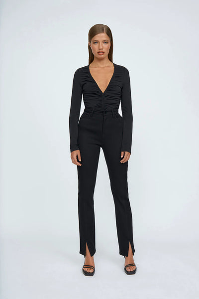 V FRONT GATHER TOP - BLACK