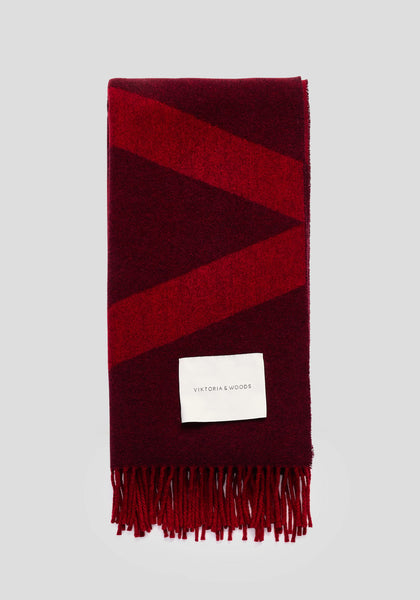 Snowdrift Scarf- Sangria