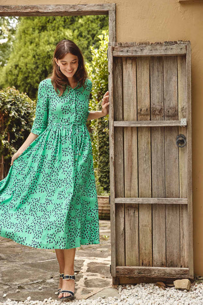 SERENA LINEN DRESS IN EMERALD MARTINI