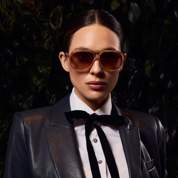 Bang Bang- Pastel Tort w. Gold Metal / Dark Orange Gradient Lens