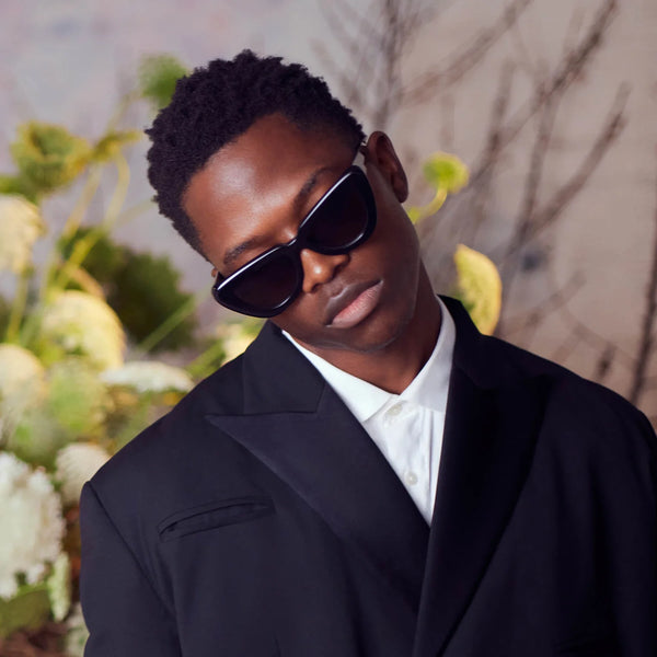 Lafayette- Gloss Black w. Gold Metal / Black Gradient Lens