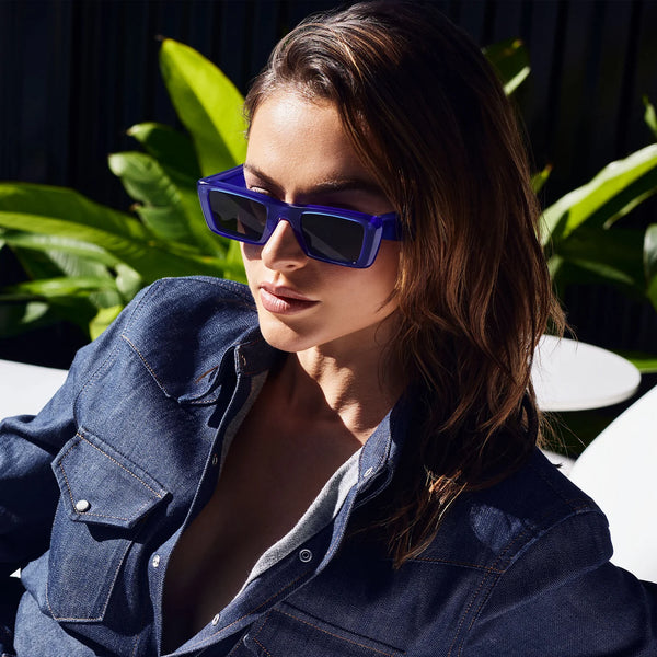 La Hara Electric Blue w. Silver Metal / Black Gradient Lens