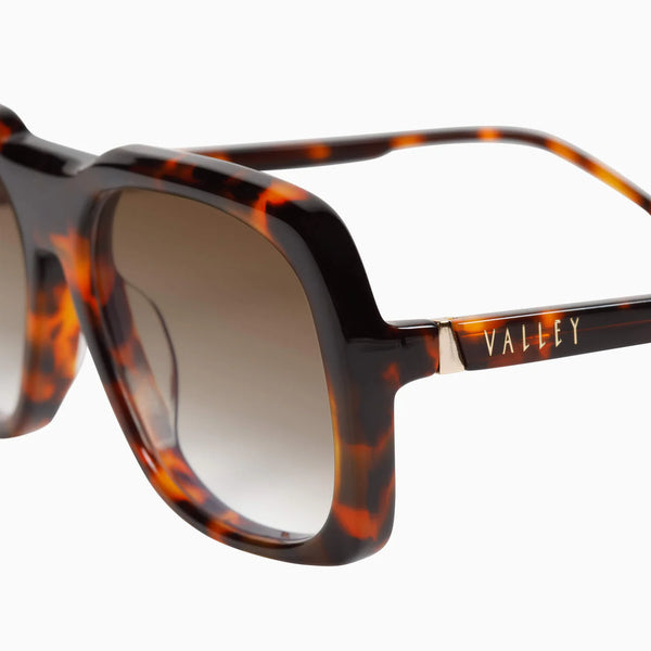 Memoir- Classic Tort w. 24k Gold Metal Trim / Brown Gradient Lens