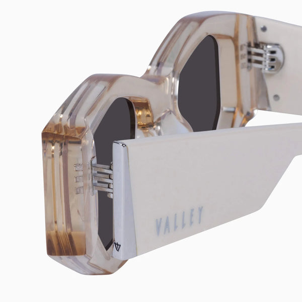 Valiant- Amber, Stone Temples w. Gold Metal / Black Lens