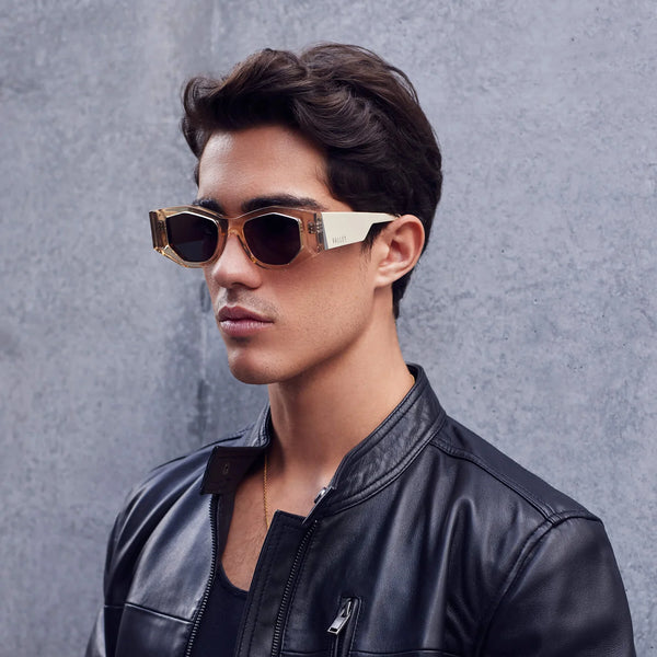 Valiant- Amber, Stone Temples w. Gold Metal / Black Lens