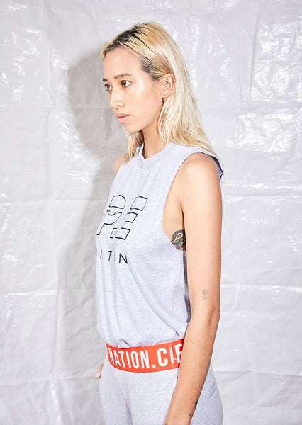 Throw In The Towel Tank