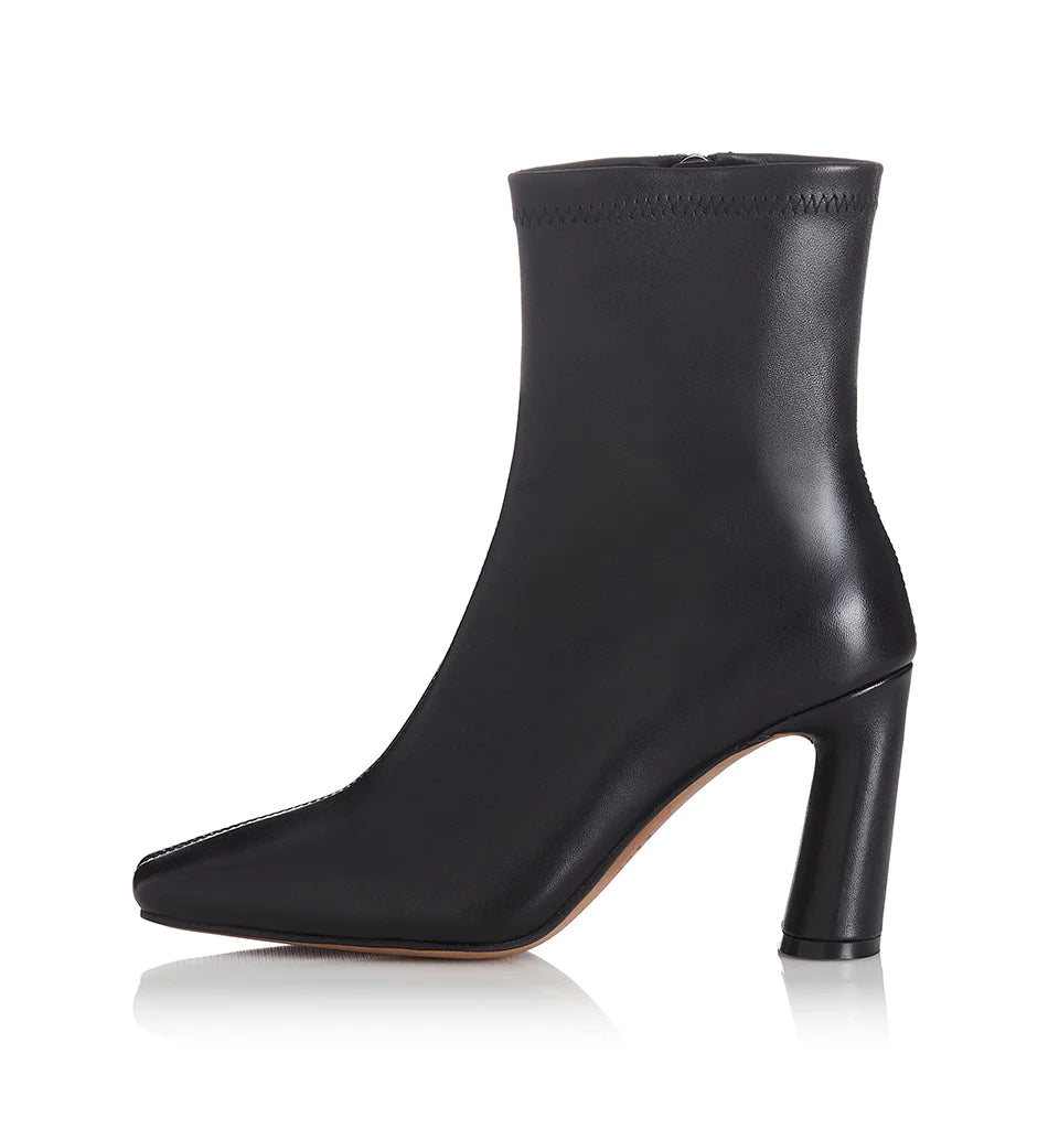 EVE- BLACK LEATHER