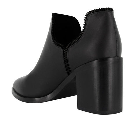 Huntley II- Ebony Matt Calf