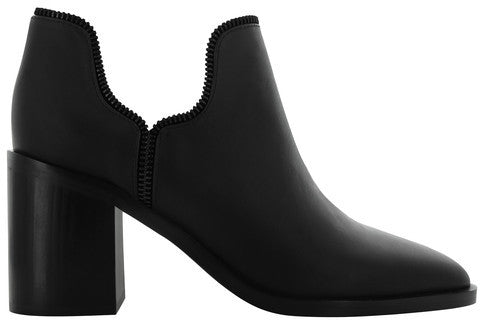 Huntley II- Ebony Matt Calf