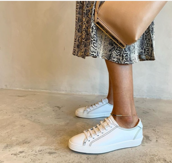 EDEN - White / Black Stitch