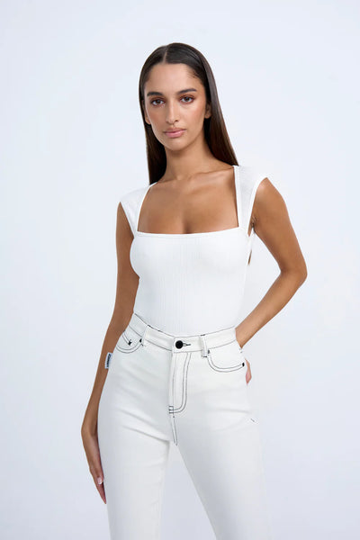 JOHNNY JEAN- WHITE/BLACK