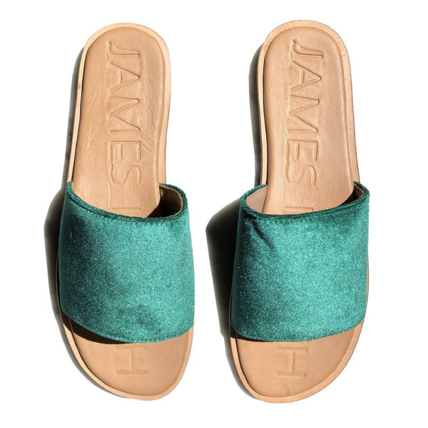 On Duty- Verde Velvet