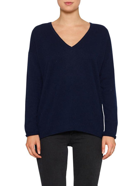 Superluxe Self Roll V-Neck- Navy