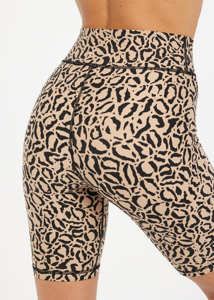 Leopard Spin Short