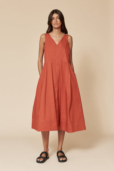 Flata Dress in red ochre