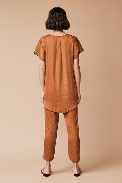Vayla Tee- Caramel