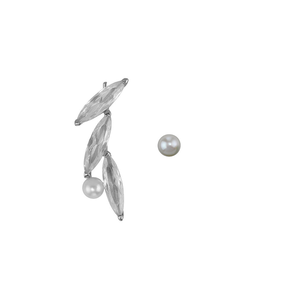 Wild Magnolia Cuff Earring