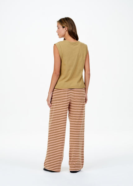 Cropped Muscle Tank- Lizard