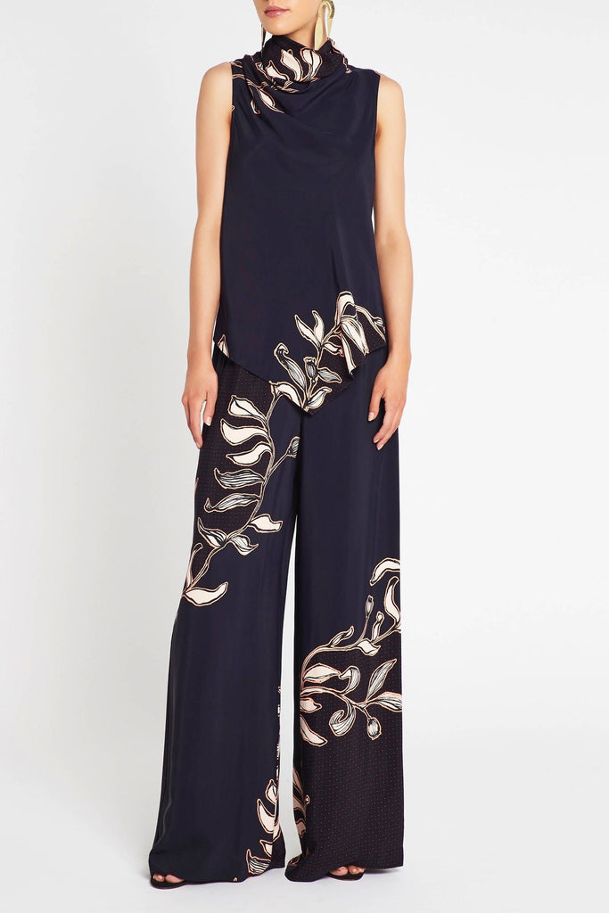 The Artful Tale Top