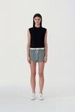 Chrysanthe Short