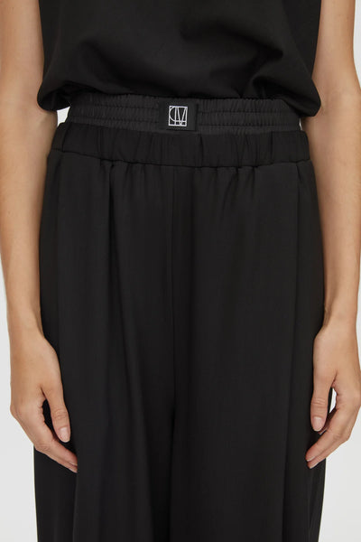 Aura Pant Black