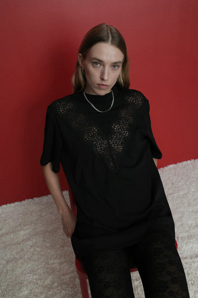 LEANDRA TEE BLACK
