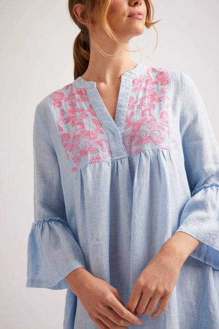 alessandra-dresses-rover-linen-dress -in-pale-blue-houndstooth-43567667675430_jpg_450x.webp?v=1699847752 alessandra-dresses-rover-linen-dress -in-pale-blue-houndstooth-43567667675430_jpg_450x.webp?v=1699847752