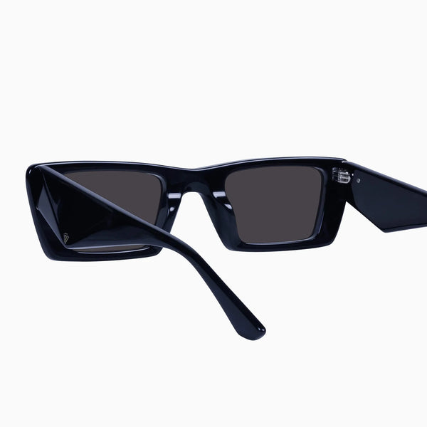 La Hara Gloss Black w. Silver Metal / Black Lens