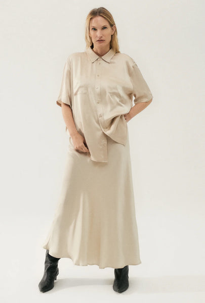 Short Sleeve Boyfriend Shirt- Hazelnut