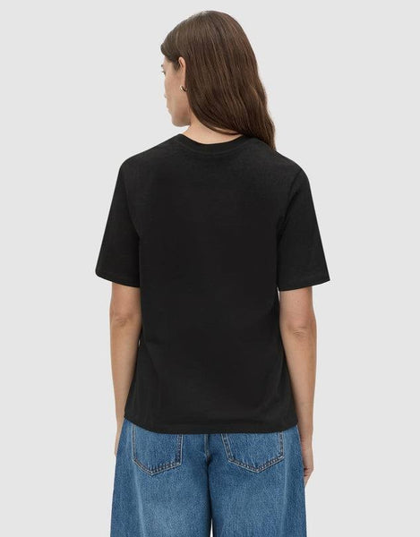ZORA TEE