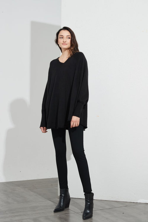 Oversized Pocket Knit- Black