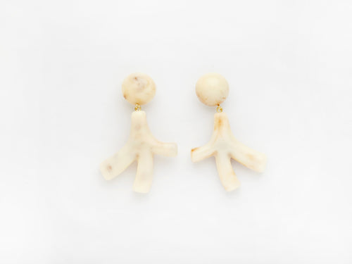 Noemie Earrings- Ivory