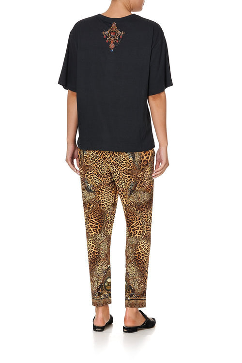 Relaxed Body And Sleeve Tee- Lady Lodge