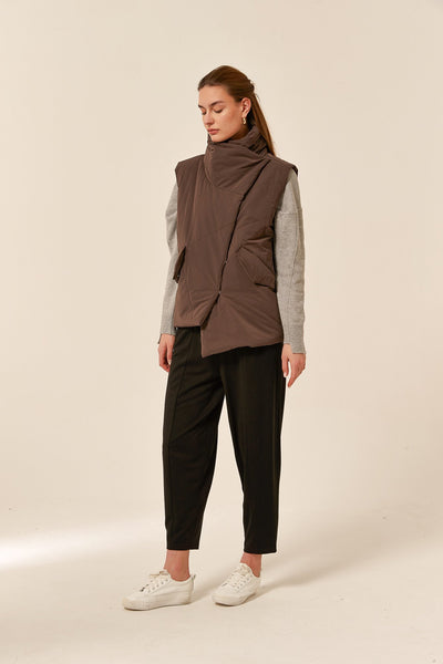 Step Hem Vest- Chocolate