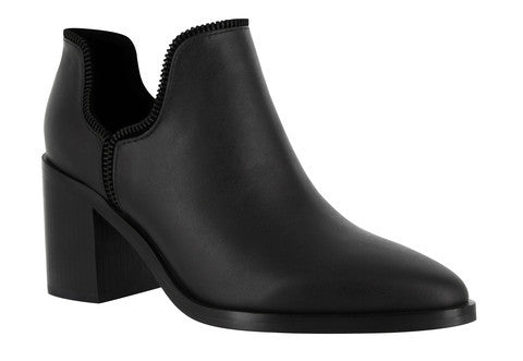 Huntley II- Ebony Matt Calf