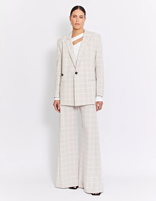 Estelle Pant