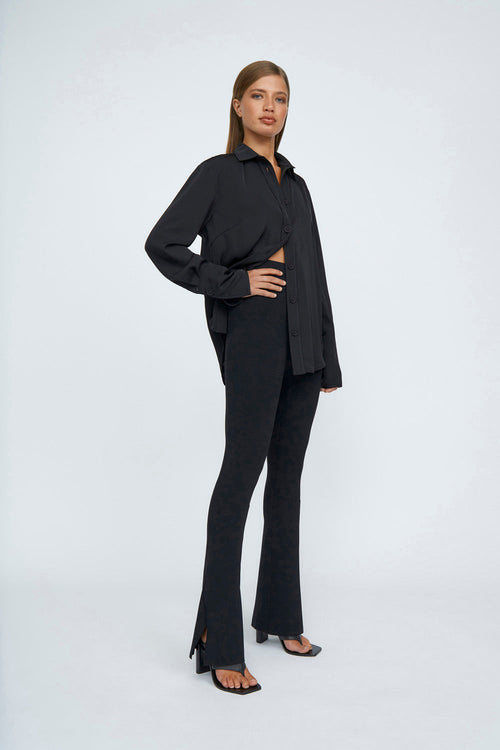 SLICED FLARE KNIT PANT- BLACK