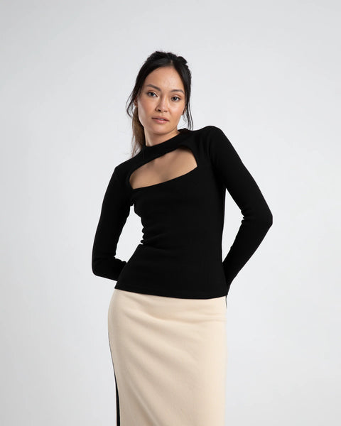 LS CUT OUT TOP - BLACK